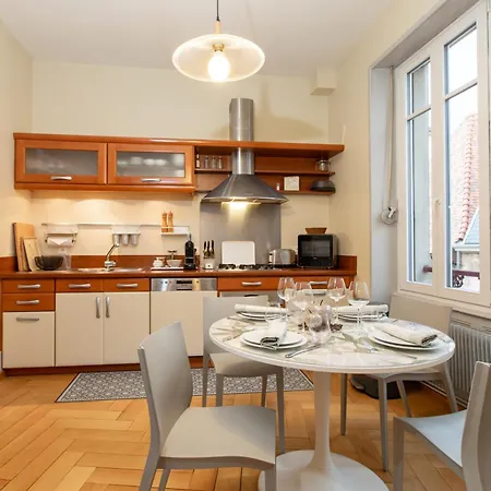Apartment Place Des Dominicains Colmar