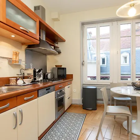 Place Des Dominicains Appartamento