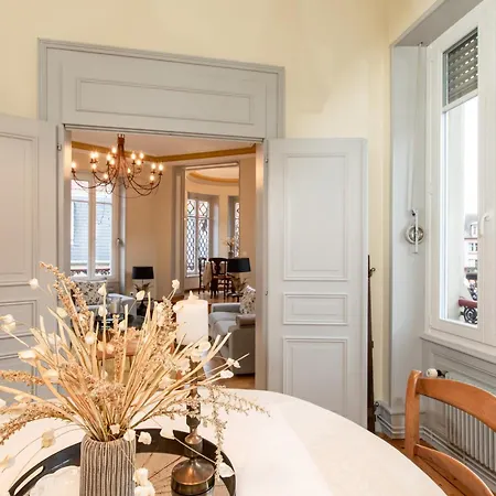 Apartment Place Des Dominicains Colmar